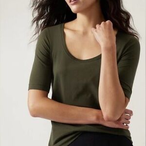 Athleta Dark Green Short Sleeve Tee